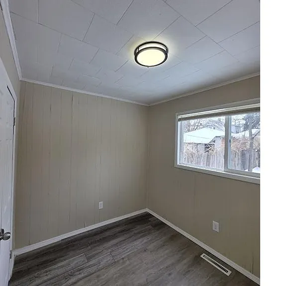 1110 Camden St — Photo 8