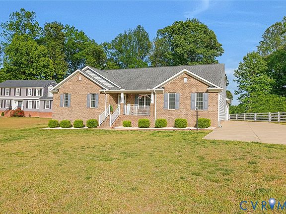 3rd image of 6513 Strawbank Dr