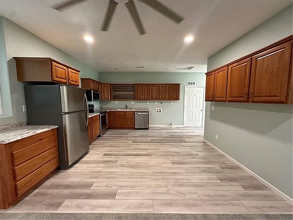 2nd image of 27728 245th St