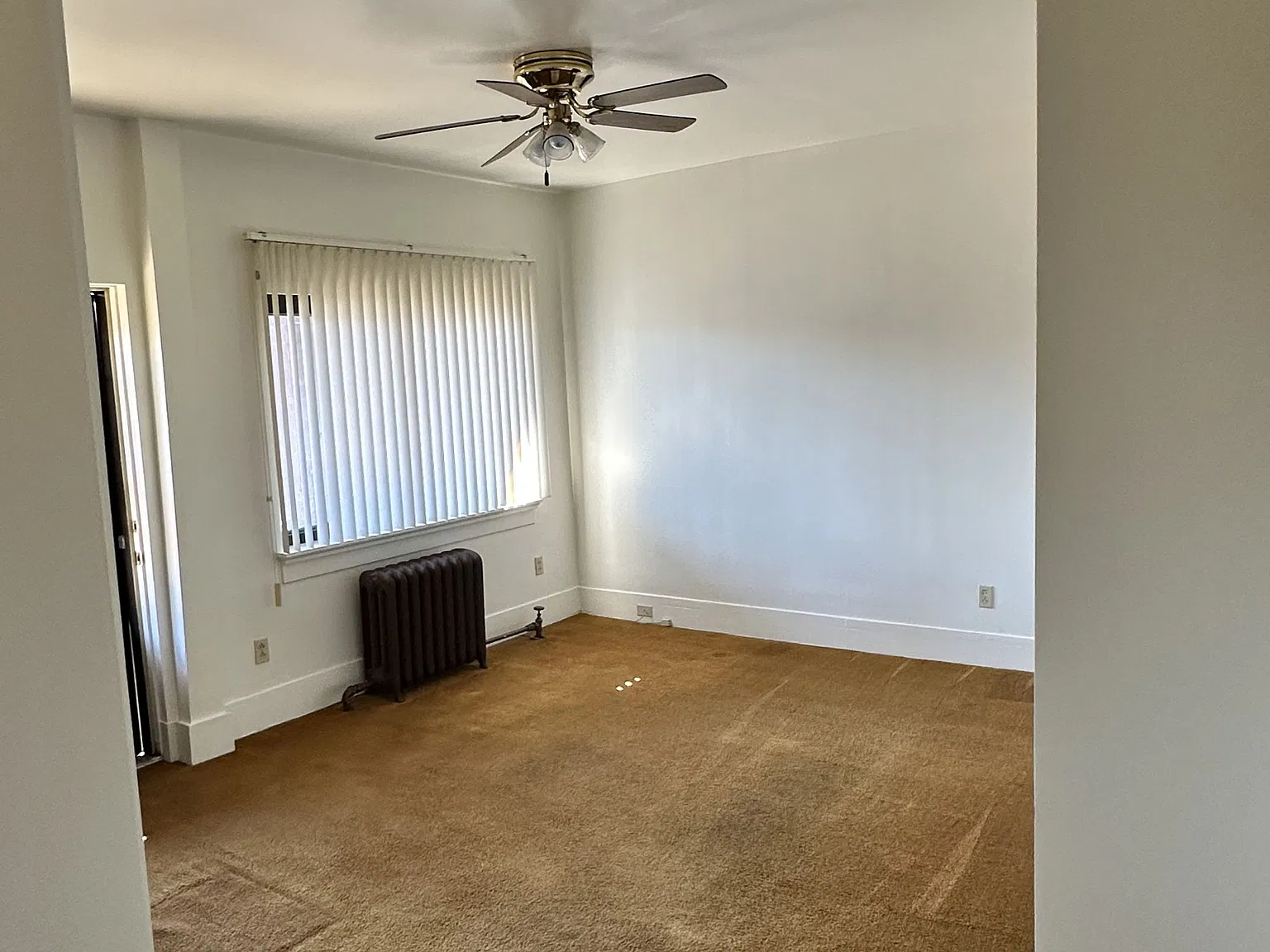2 bed, 1400 sqft, $1,000 — Photo 4
