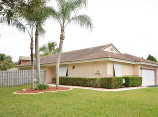 6381 Plymouth Ln, Davie, FL 33331