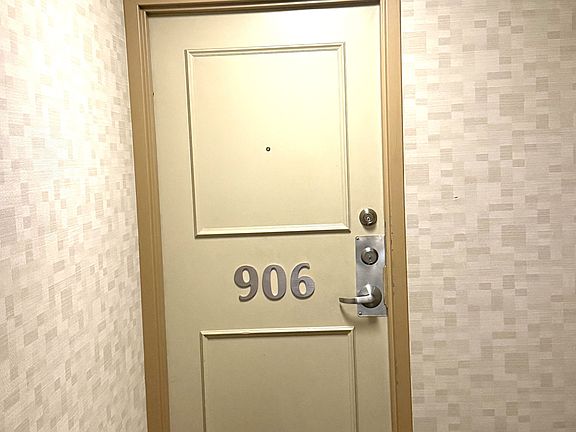 3rd image of 725 Don Mills Rd #906