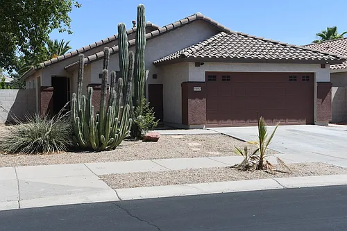 13950 W Maui Ln Photo 1
