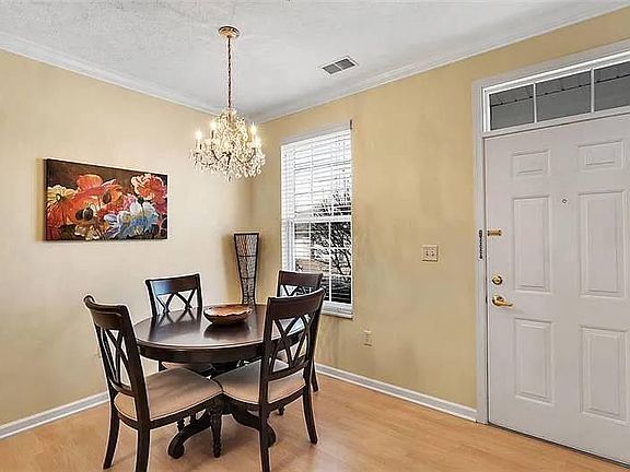 5th image of 902 Sonie Dr