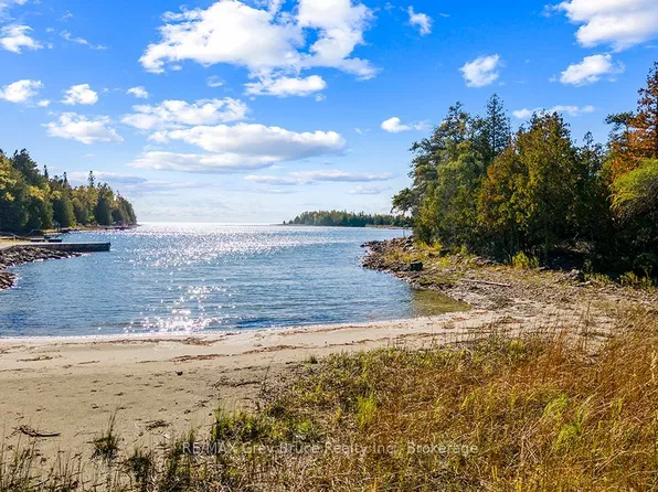 East Rd #571, Northern Bruce Peninsula, ON N0H 1Z0
