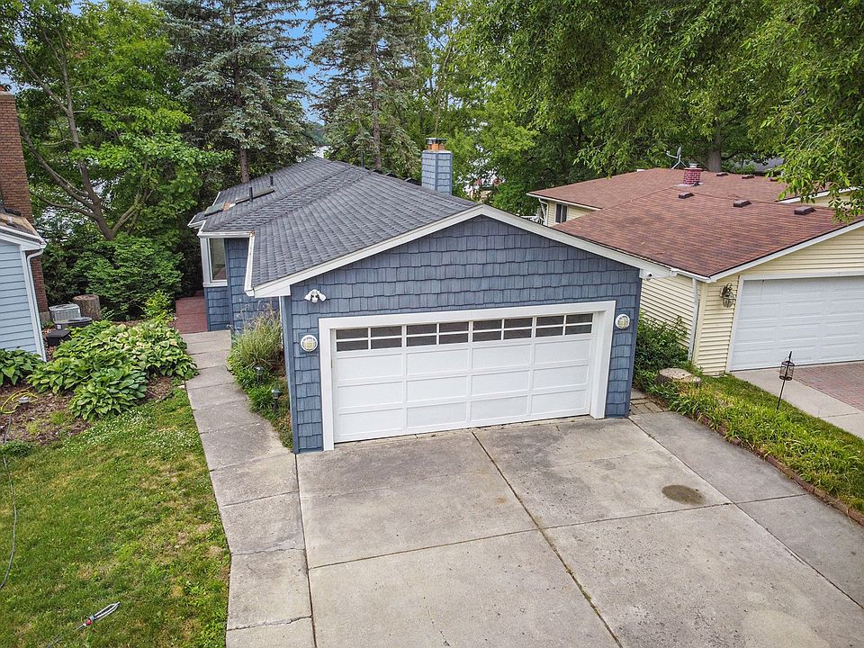 1st image of 3996 Fieldview Ave