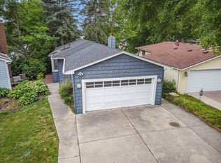 3996 Fieldview Ave, West Bloomfield, MI 48324