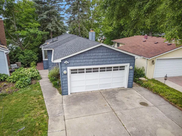 3996 Fieldview Ave, West Bloomfield, MI 48324