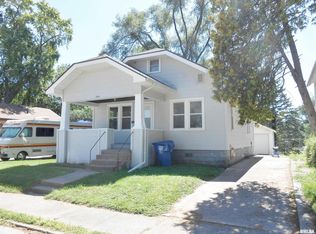1631 W 16th St, Davenport, IA