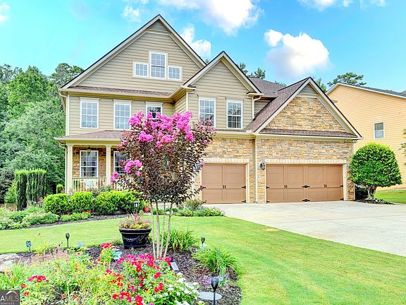 2nd image of 3355 Gables Ct