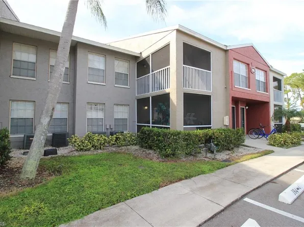 194 Santa Clara Dr #194, Naples, FL 34104