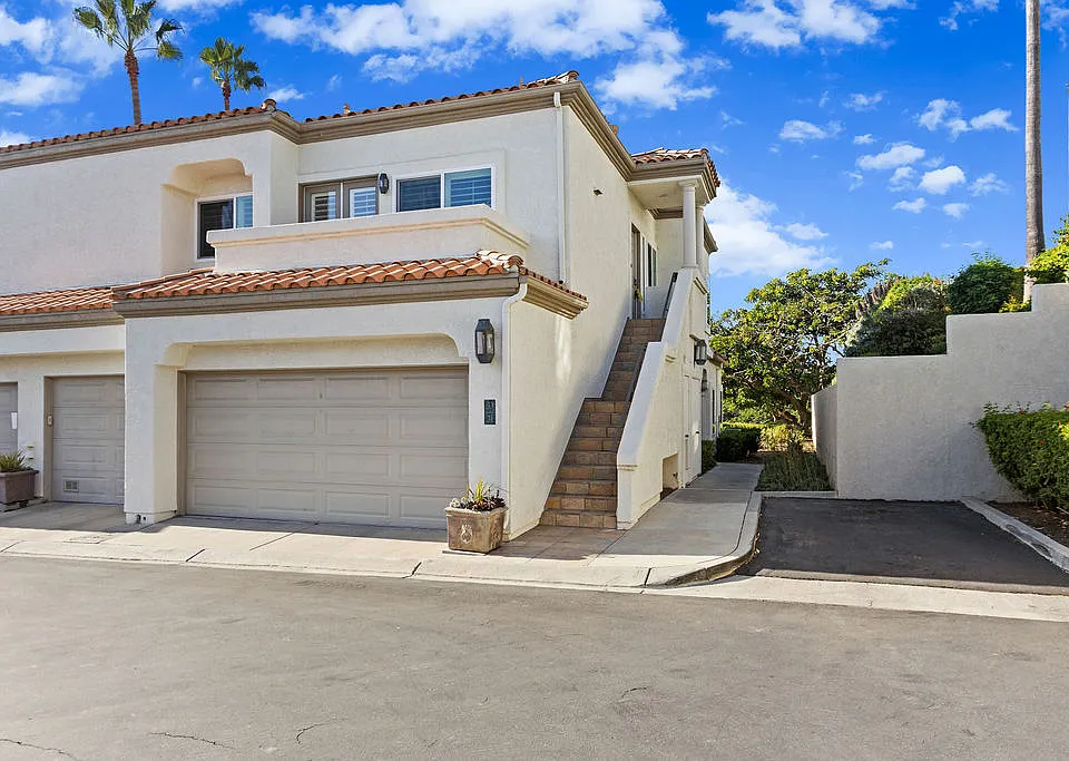 33 Wimbledon Ct