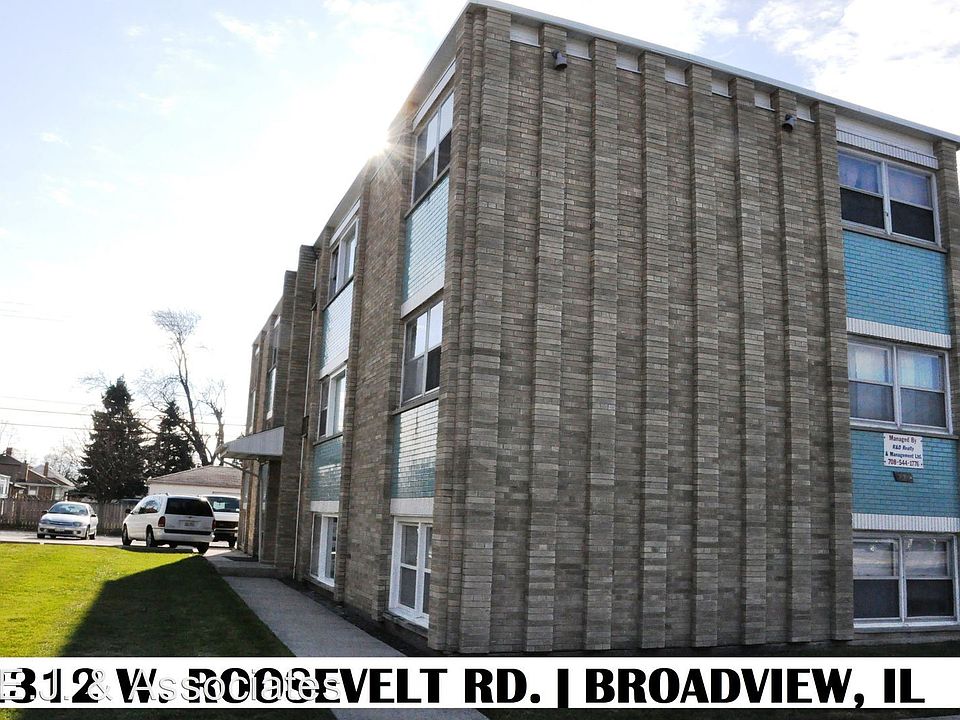 2nd image of 2312 W Roosevelt Rd APT 2N