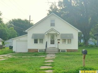 1215 N St, Auburn, NE 68305