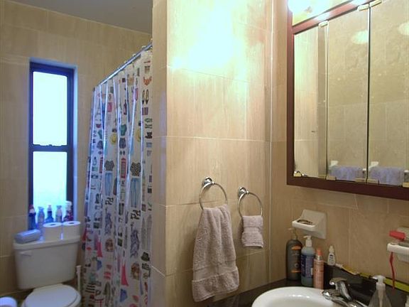 5th image of 310 E 74th St APT 6J