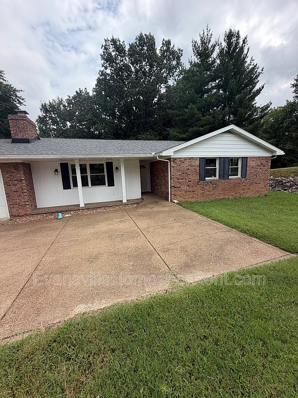3 bed, 2.0 bath, $1,850 — Photo 1