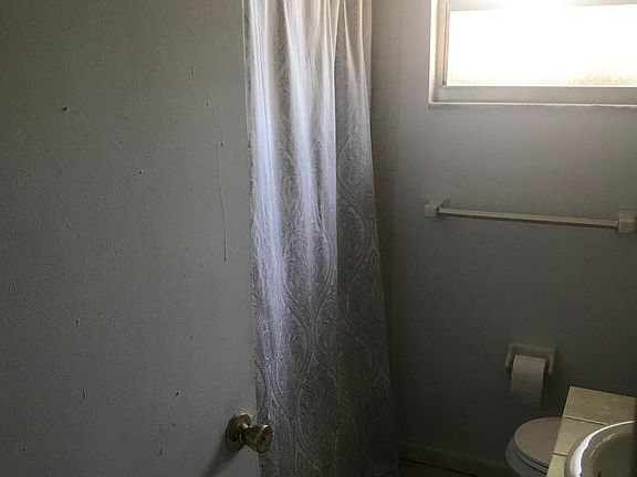 5th image of 3316 W Santiago St Ste B