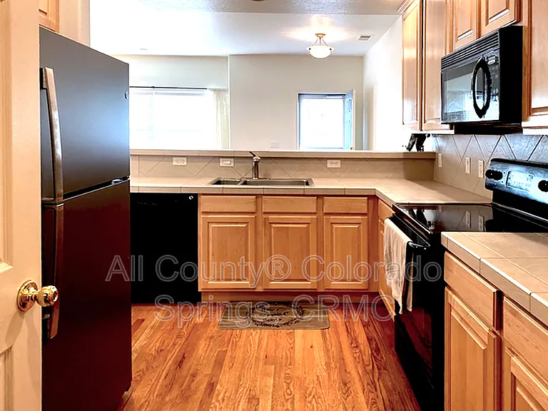4305 Prestige Point — Photo 7