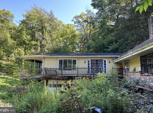 5935 Spring Rd, Shermans Dale, PA 17090