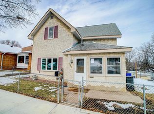 289 Curtice St E, Saint Paul, MN 55107
