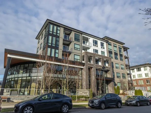 9233 Odlin Rd #402, Richmond, BC V6X 0V4