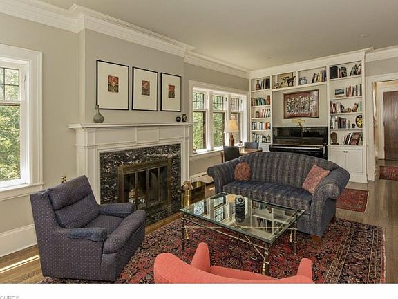 4th image of 2425 N Park Blvd APT 3