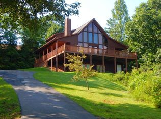 230 Foxberry Ln, Murphy, NC 28906