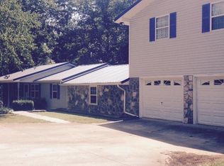 1225 Poplar Creek Rd, Oliver Springs, TN 37840