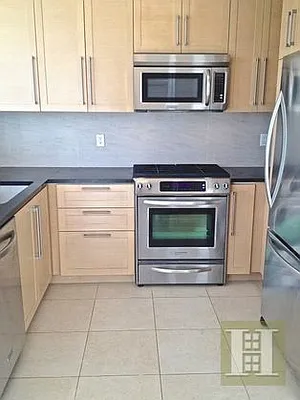 Rented by Halstead Real Estate | media 16