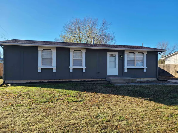 410 E Olsson St, Lindsborg, KS 67456