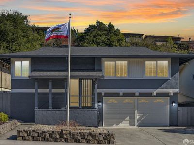 1050 Oddstad Blvd, Pacifica, CA, 94044