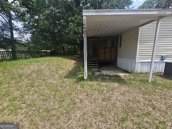 2nd image of 33 Sherwood Frst SE