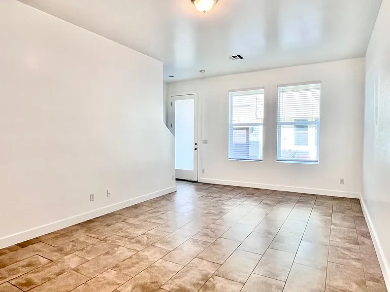 3000 N 37th St #2 — Photo 31