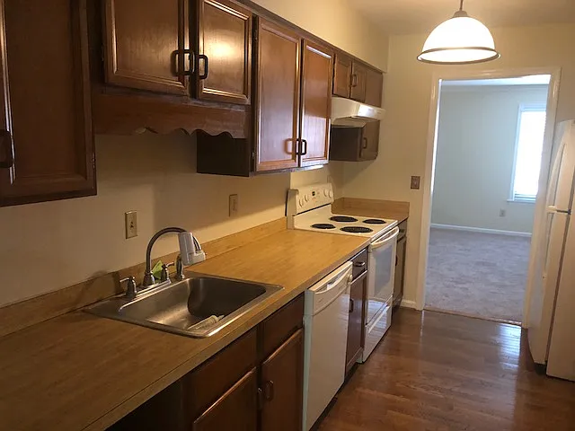 3571 Sir Wilfred Pl — Photo 9