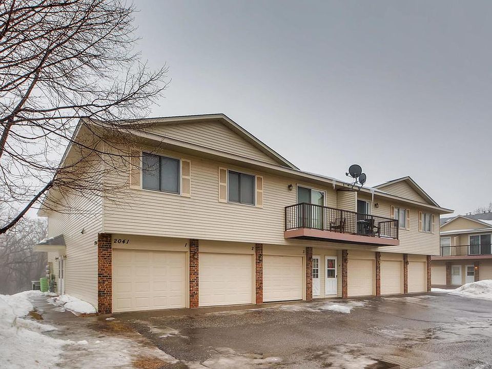 1st image of 2041 N Park Dr #20412