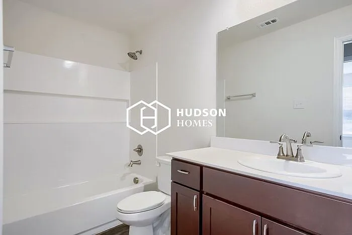 116 Goel St — Photo 10