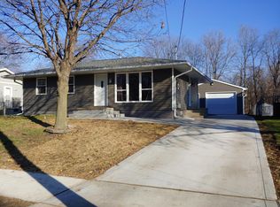 605 Winegardner Rd, Des Moines, IA 50317