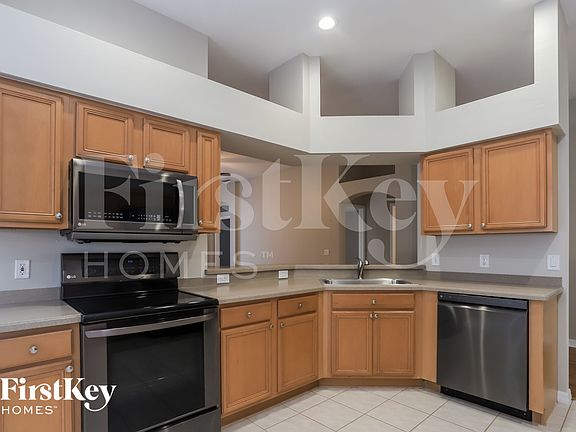 5th image of 9836 Laurel Ledge Dr