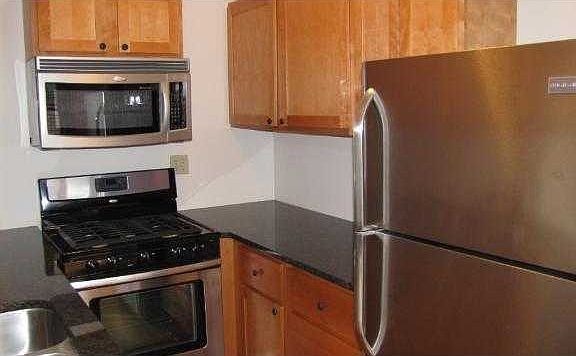 3rd image of 4418 W Lake Harriet Pkwy APT 301