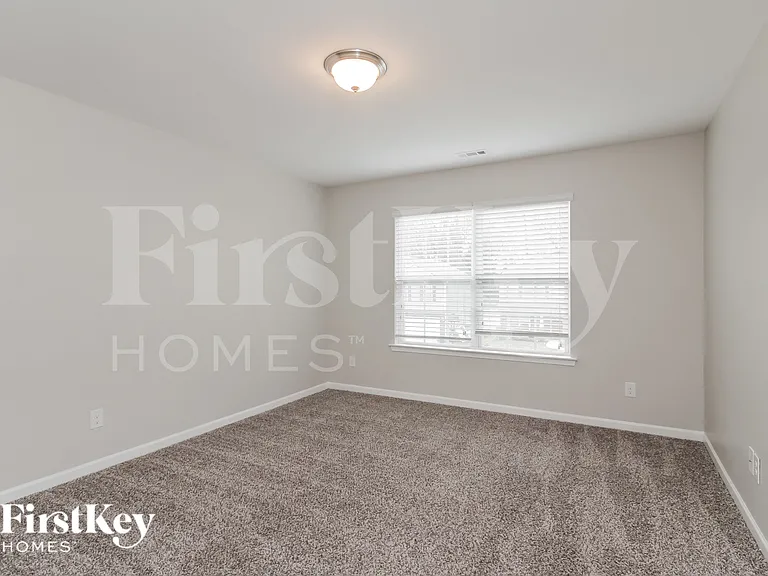 7516 Niccoline Ln — Photo 13