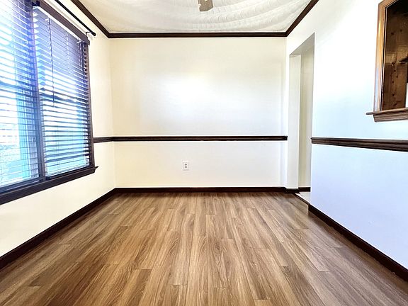 4th image of 4061 Concordia Way #1