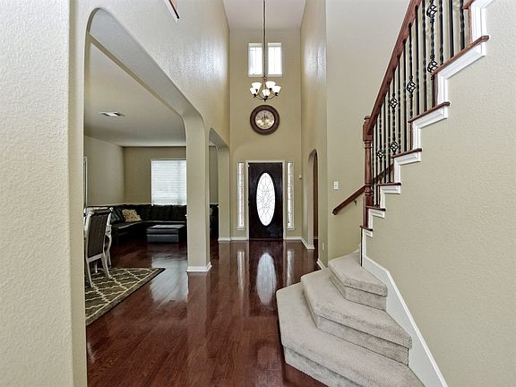4th image of 18901 Boulder Crest Dr