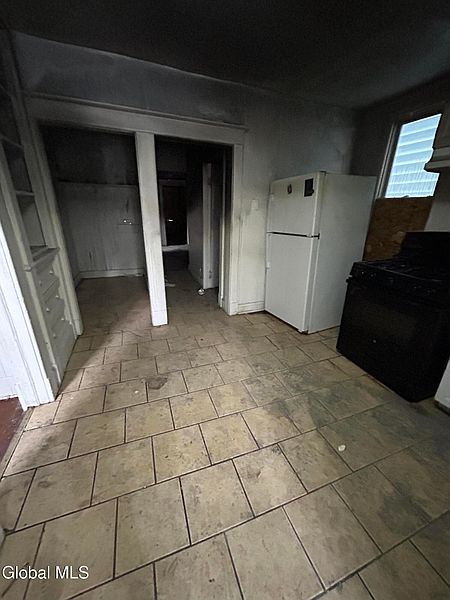 3rd image of 322 Orange Street