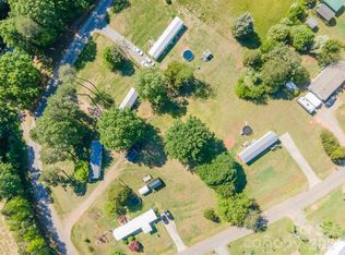 142 & 146 Delaware Rd, Statesville, NC 28625