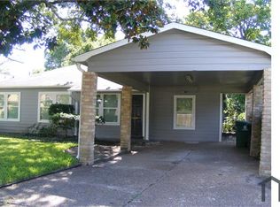 10610 Roandale Dr, Houston, TX 77048