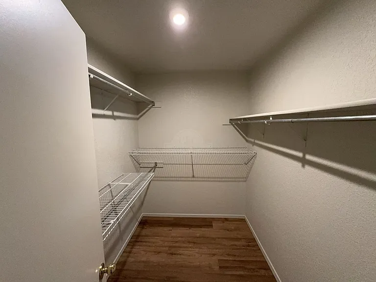 621 Deloris Dr — Photo 15