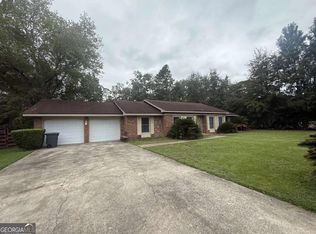 619 Olmstead Dr, Hinesville, GA 31313