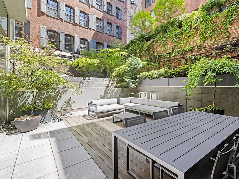 33 Vestry St #Townhouse 1 — Photo 5