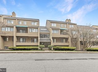 6903 Jones View Dr APT 1B, Baltimore, MD 21209