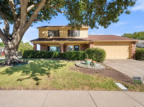 2215 Villanova St, Arlington, TX 76018